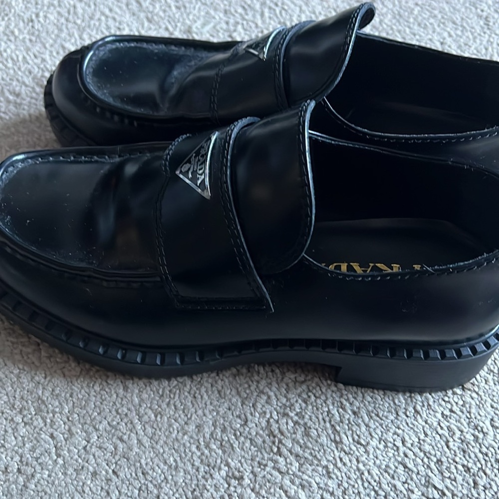 Prada lofers & Dior shoes - Picture 4 of 5